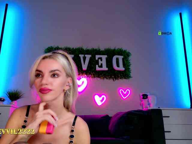 Devil2222 webcam
