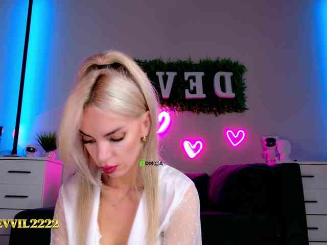 Devil2222 webcam