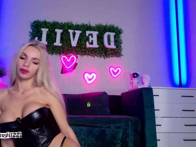 Devil2222 webcam