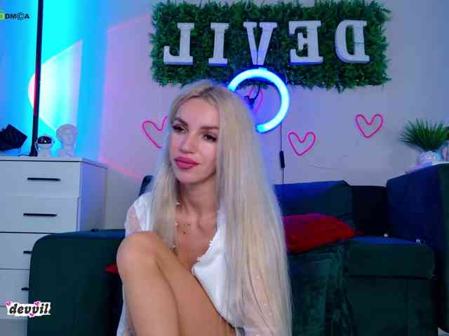 Devil2222 Sex Cam Show