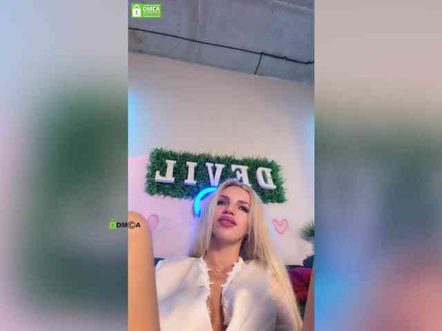 Devil2222 Sex Cam Show