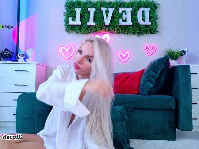 Devil2222 webcam