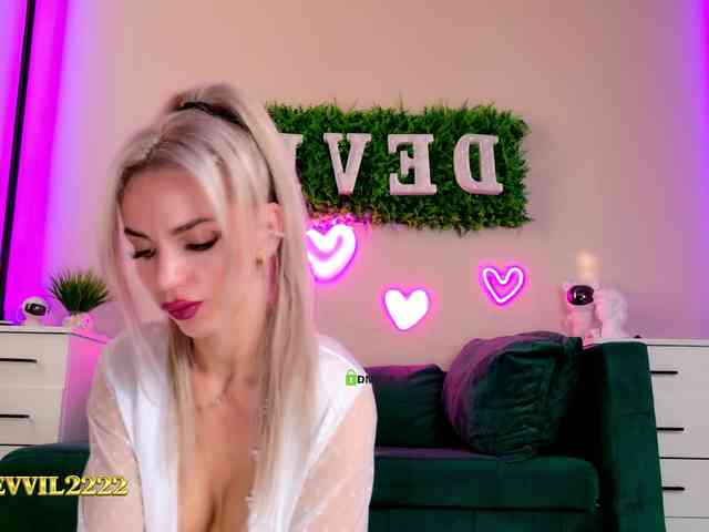 Devil2222 webcam
