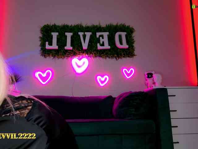 Devil2222 webcam