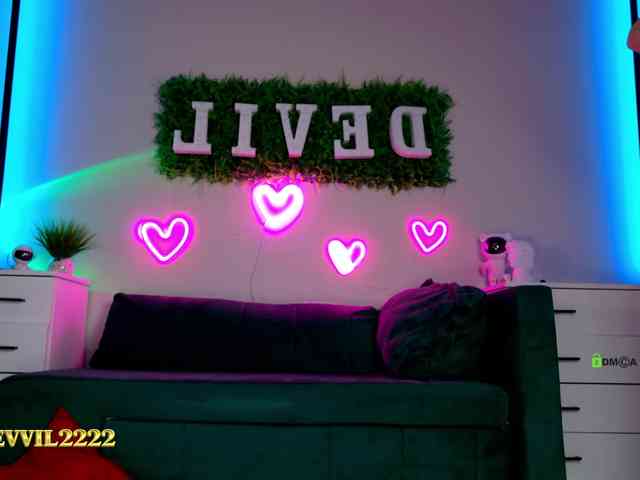 Devil2222 webcam