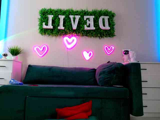 Devil2222 webcam