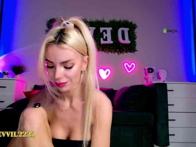 Devil2222 webcam