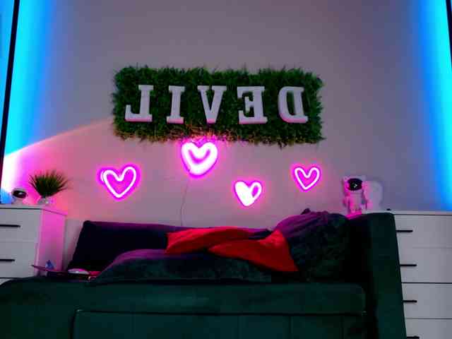Devil2222 webcam