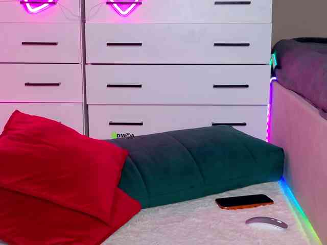 Devil2222 webcam