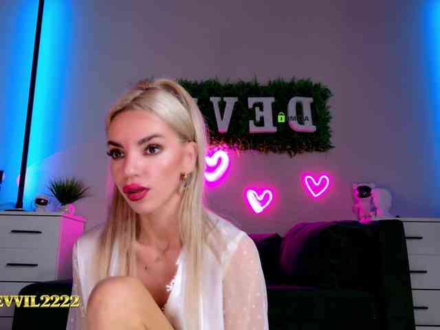 Devil2222 webcam