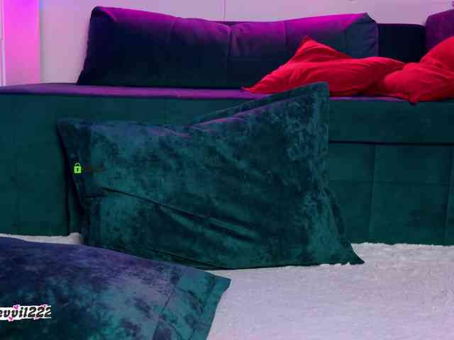 Devil2222 Sex Cam Show
