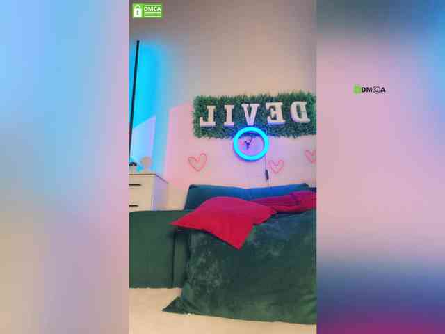 Devil2222 Sex Cam Show