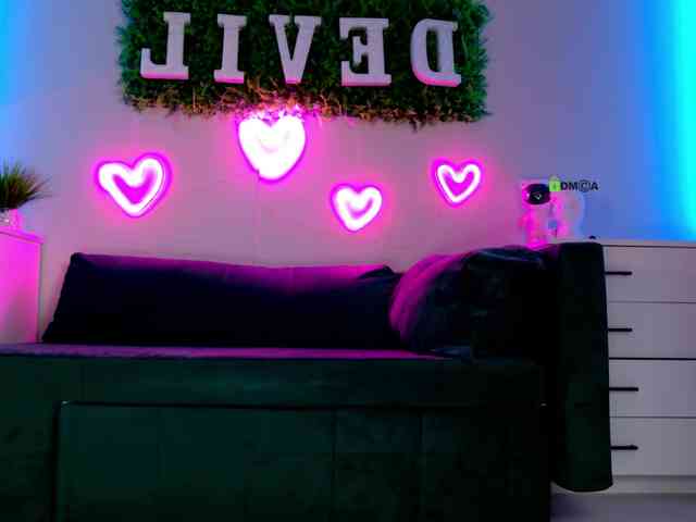 Devil2222 webcam