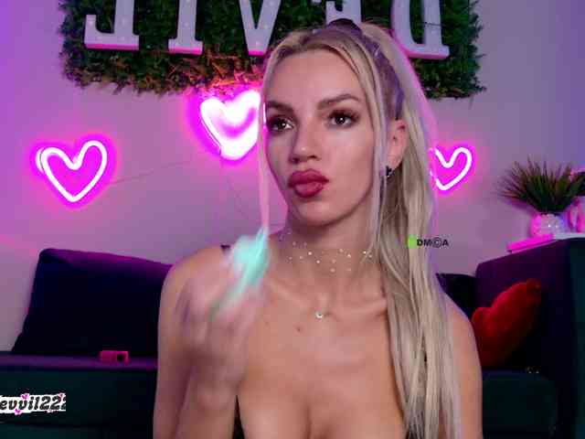 Devil2222 webcam