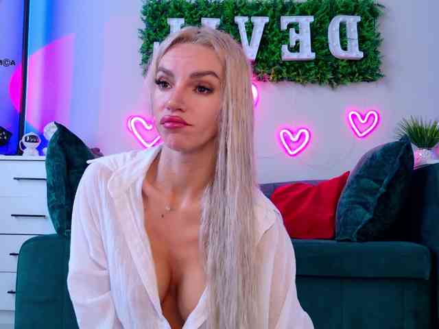 Devil2222 Sex Cam Show