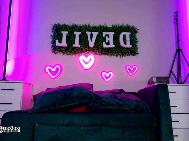 Devil2222 Sex Cam Show