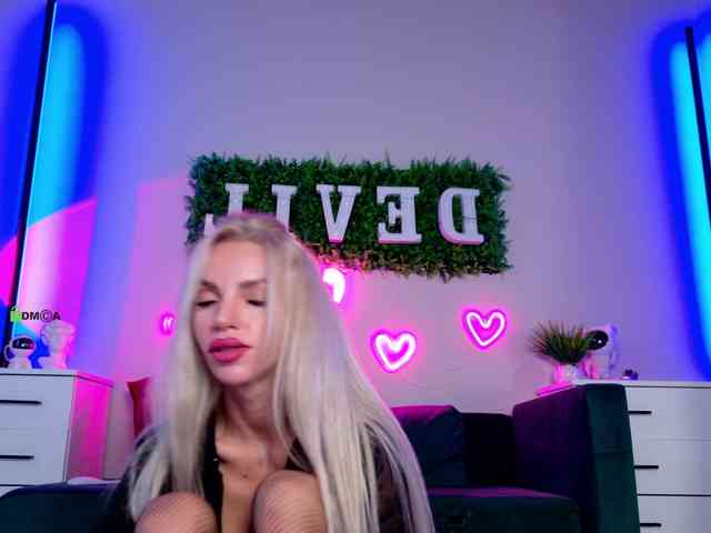Devil2222 Sex Cam Show