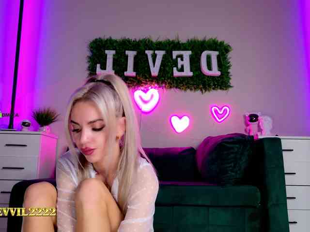 Devil2222 webcam