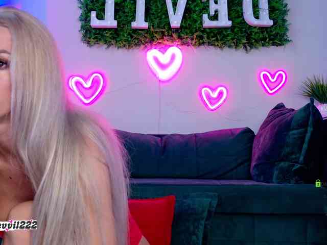 Devil2222 webcam