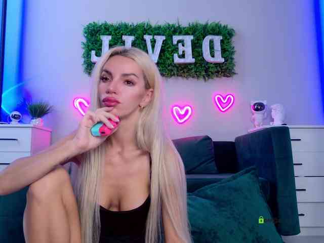 Devil2222 webcam