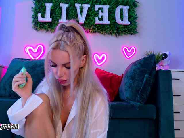 Devil2222 webcam