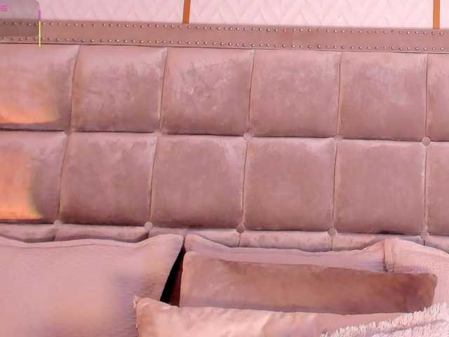 DakotaWangi live webcam show