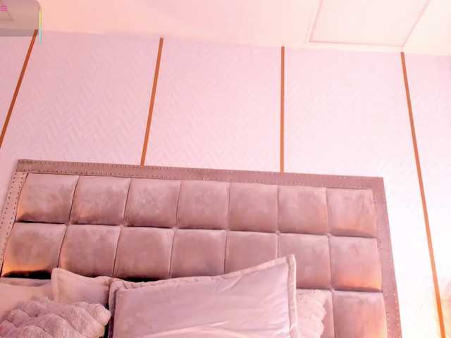 DakotaWangi live webcam show