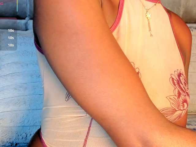 DakotaWangi, en directo ahora en BongaCams