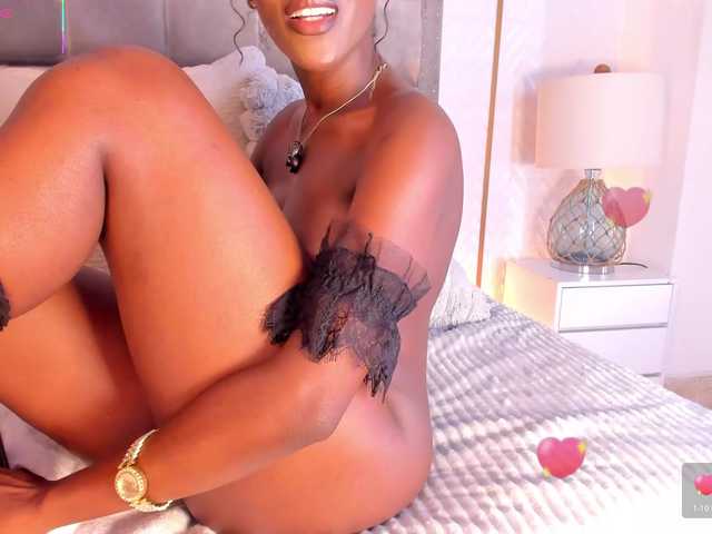 DakotaWangi live cam on BongaCams