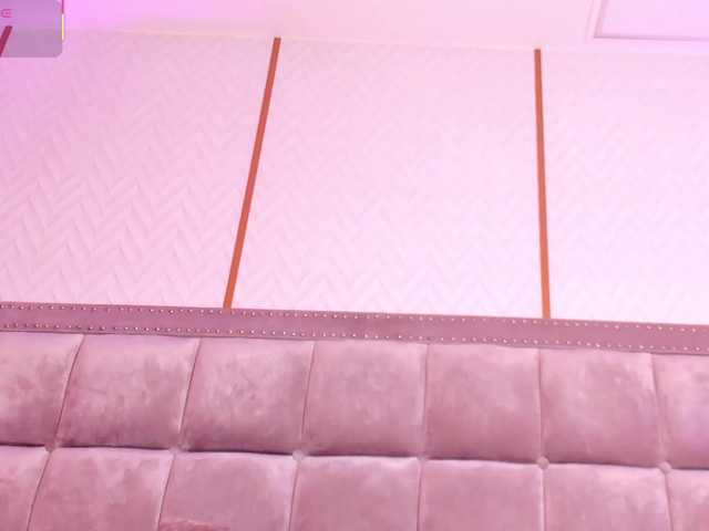 DakotaWangi live webcam show