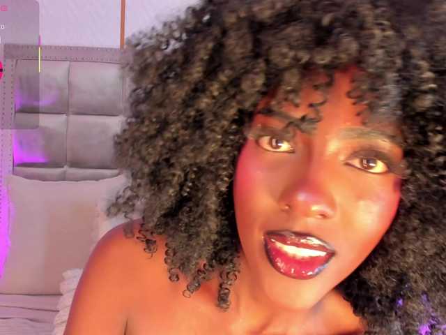 DakotaWangi live cam on BongaCams
