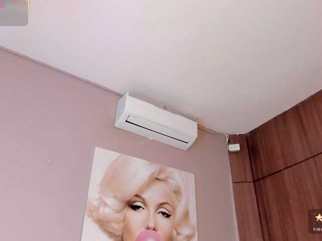 DakotaWangi live cam on BongaCams