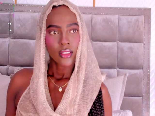 DakotaWangi live cam on BongaCams