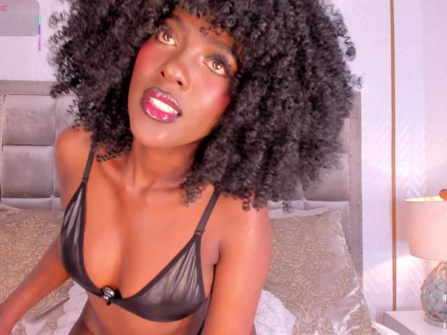 DakotaWangi's BongaCams show and profile