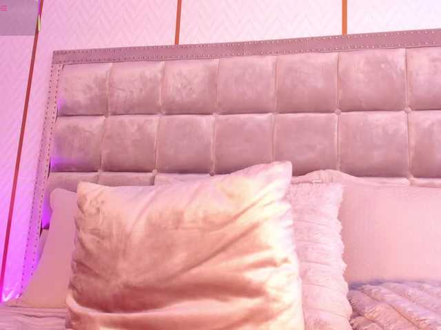 DakotaWangi live webcam show