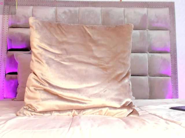 DakotaWangi live cam on BongaCams
