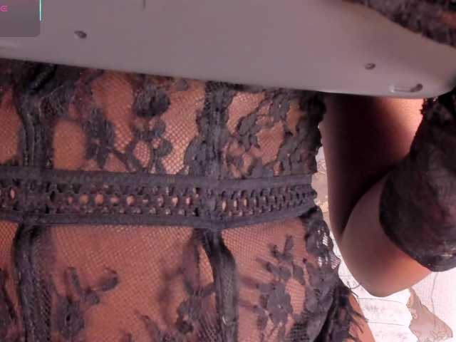 DakotaWangi live cam on BongaCams