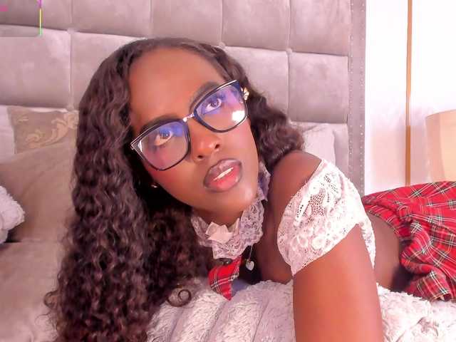 DakotaWangi live cam on BongaCams