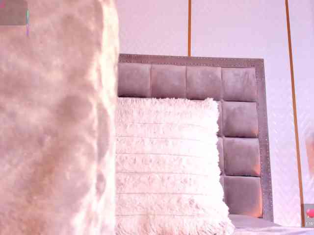 DakotaWangi webcam
