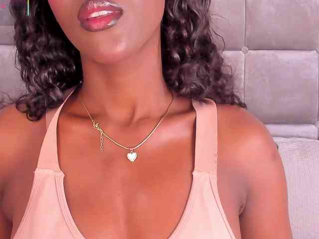 DakotaWangi webcam
