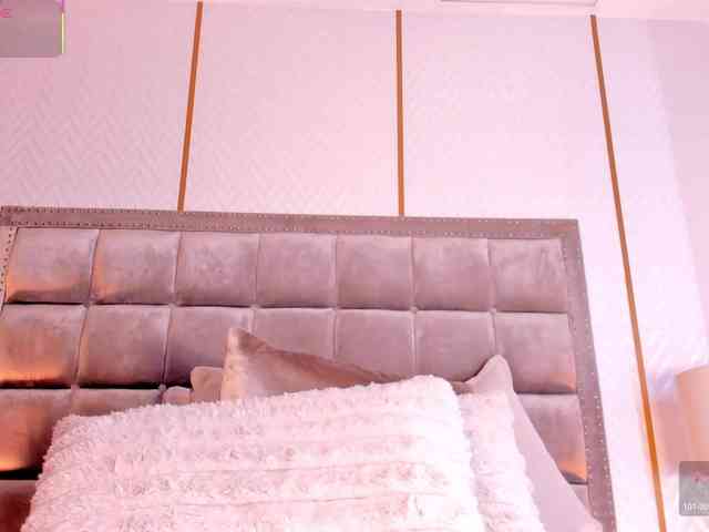 DakotaWangi webcam
