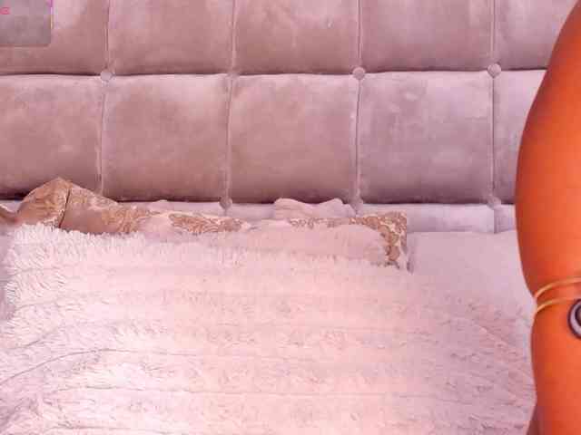 DakotaWangi webcam