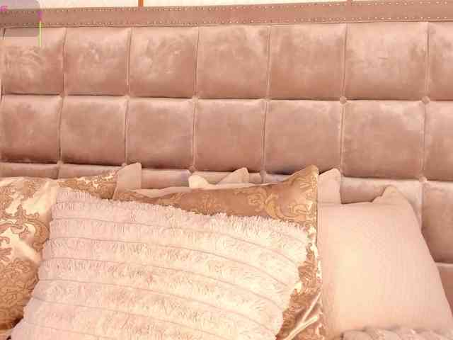 DakotaWangi webcam