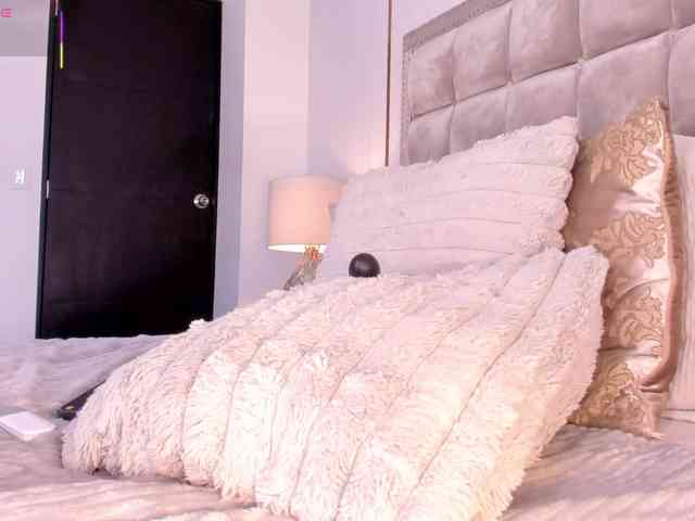 DakotaWangi Live Webcam on BongaCams
