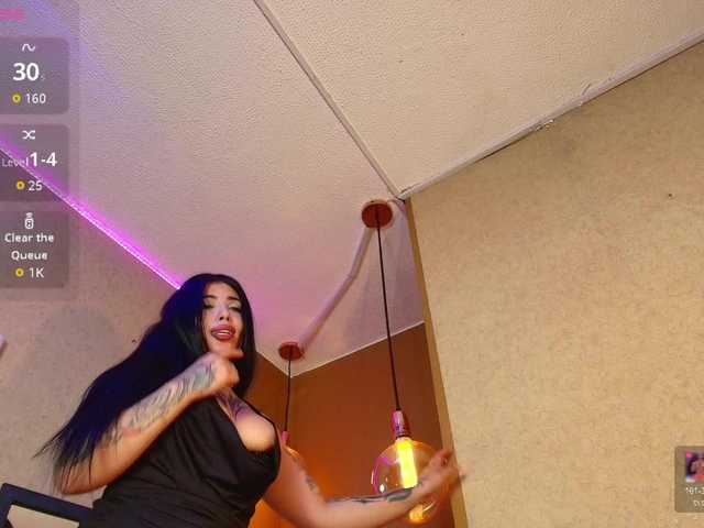 SamanthaSutra live webcam show