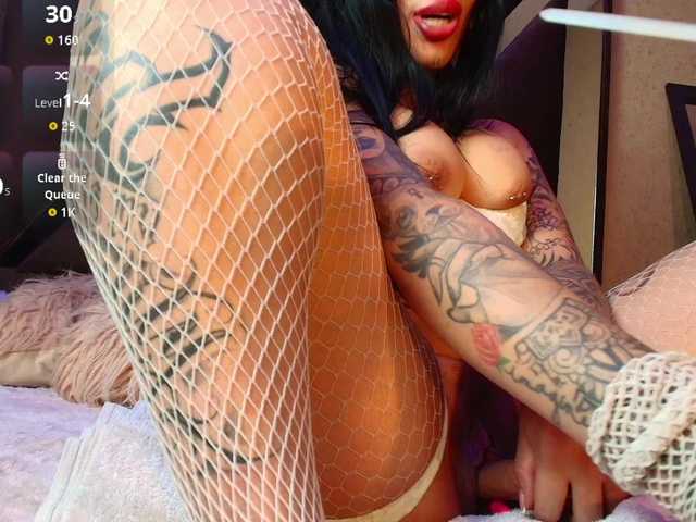 SamanthaaSutra live cam on BongaCams