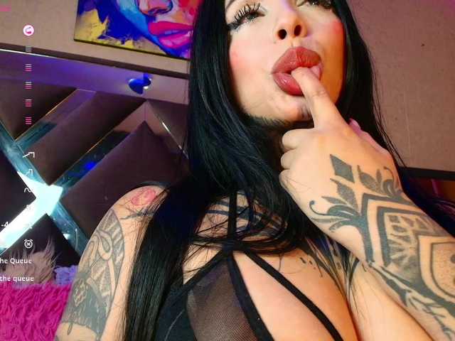 SamanthaaSutra live cam on BongaCams