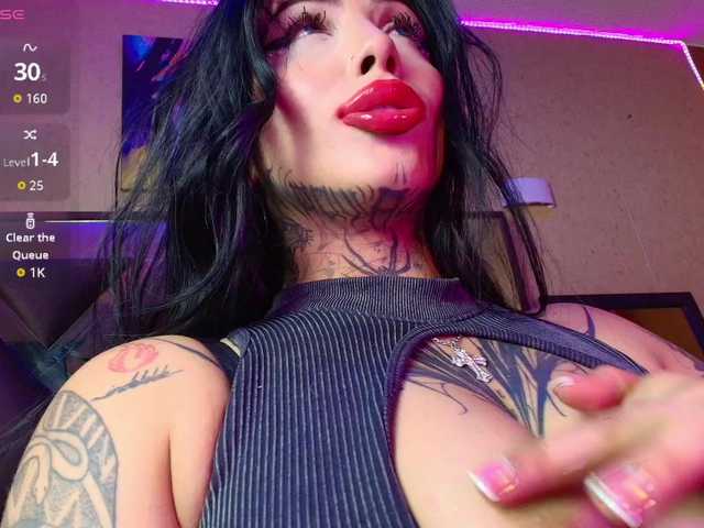 SamanthaaSutra live webcam show