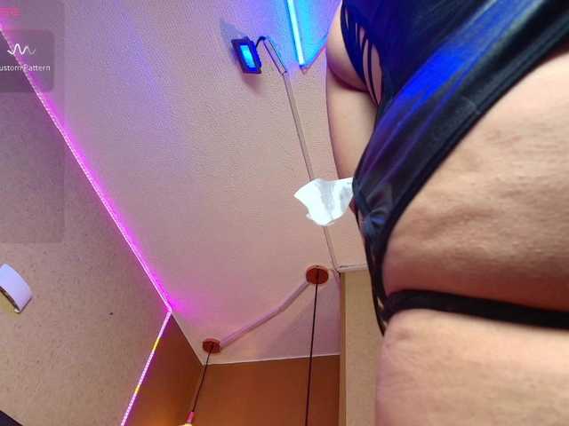 SamanthaSutra live webcam show