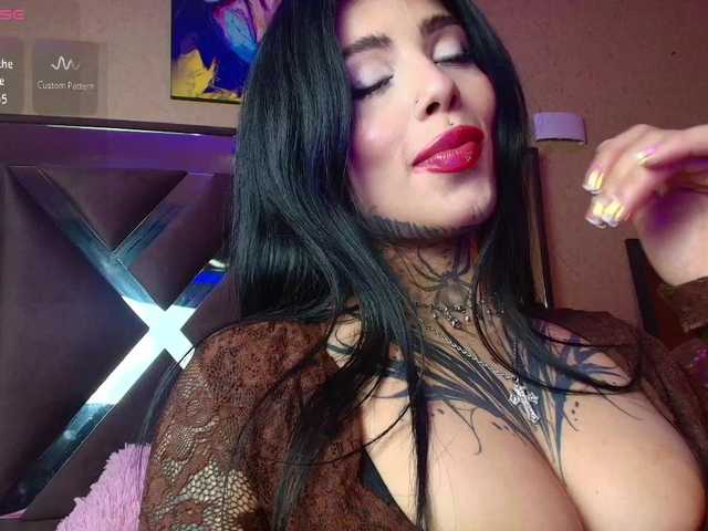 SamanthaaSutra cam en direct sur BongaCams